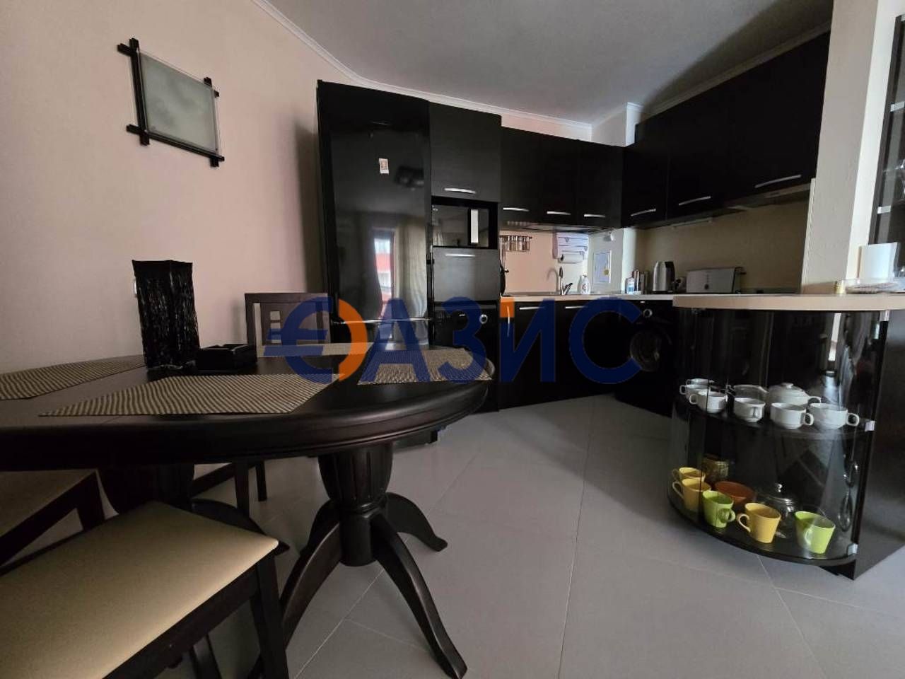 Продава се Тристаен апартамент в Несебър - 87 кв.м за 2012 €/кв.м - Снимка #3