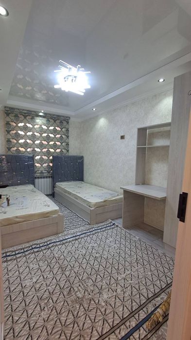 Зудлик билан сотилади 4 хона 4 этаж 5 этажли дом вокзал парк