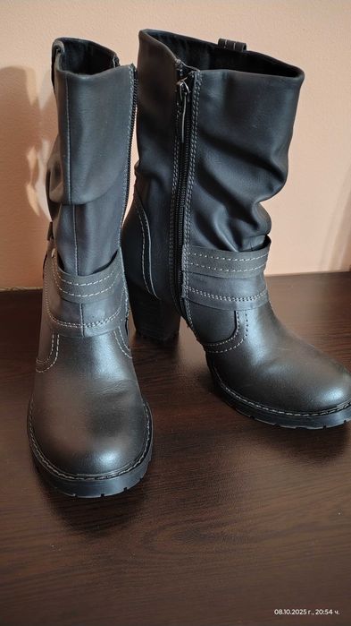 Боти Tamaris сиви