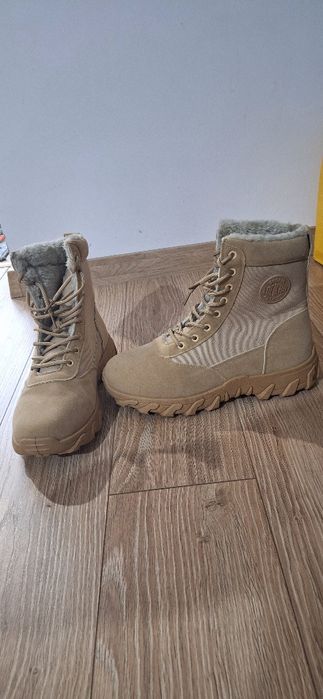 Bocanci militari tactici