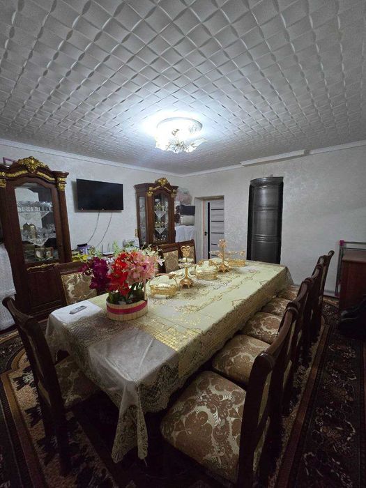 Продается 2 ком квартира с кадастаром.