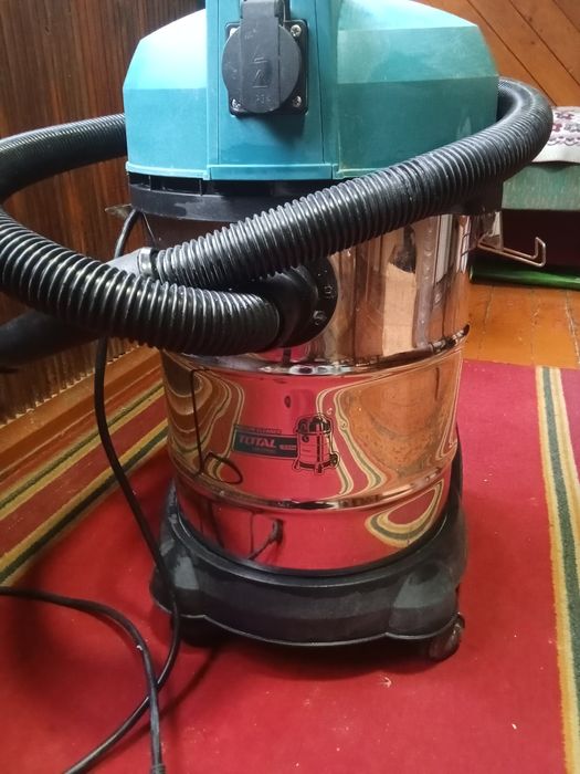 Промышленный пылесос Total TVC 14301