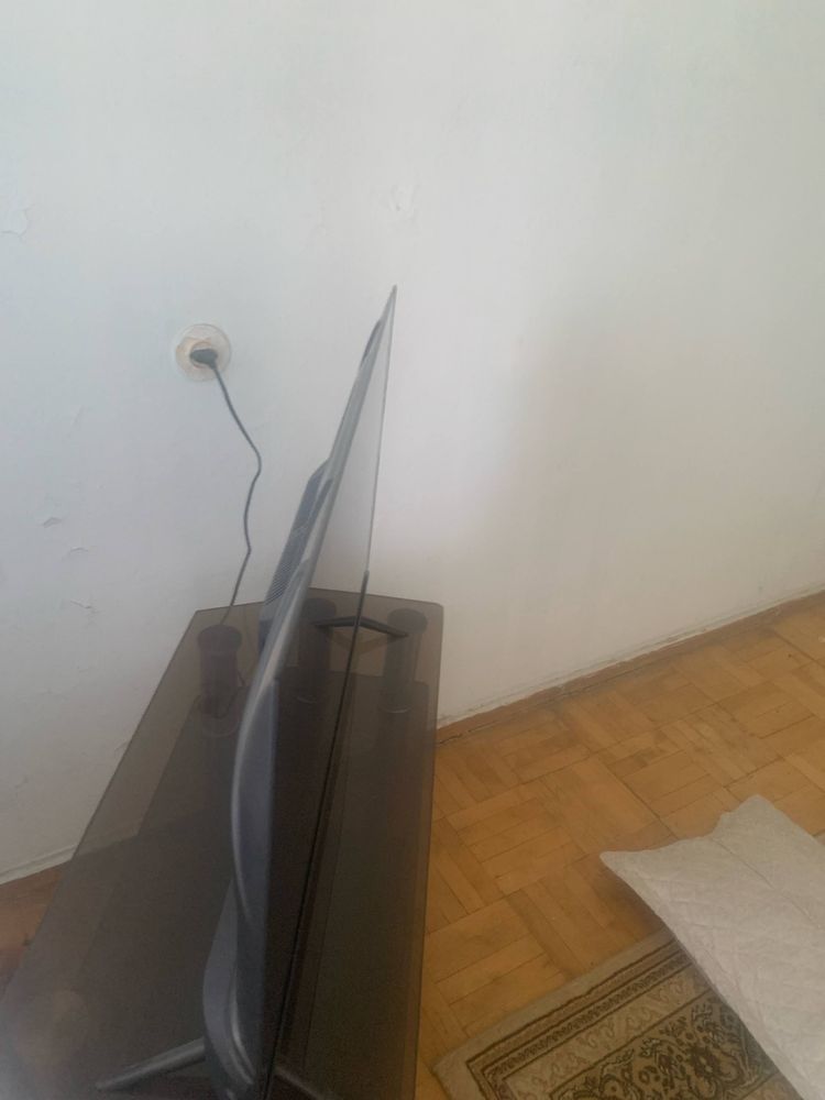 Телевизор ssmart 32