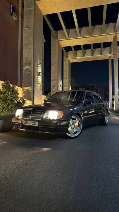 Mercedes Benz W124 E500 Volchok