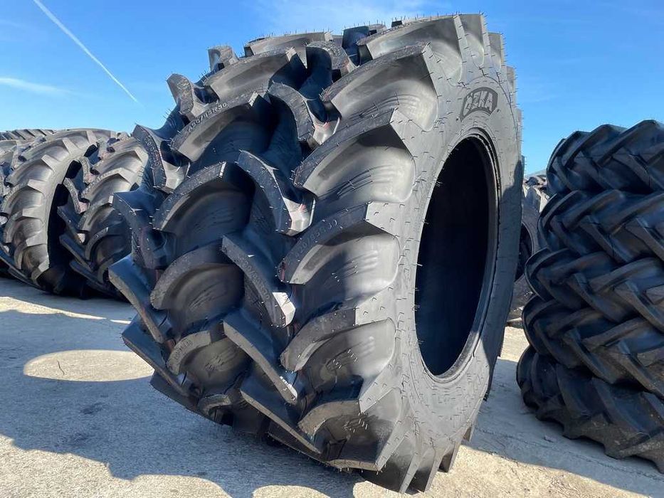 Anvelope noi Radiale de tractor spate 16.9-30 ori 420/85 R30