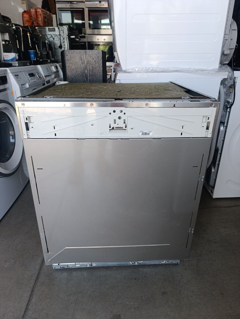 Съдомиялна за Пълно вграждане Miele XXL