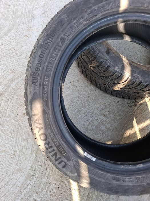 Vand 2 cauciucuri 215/55/R17