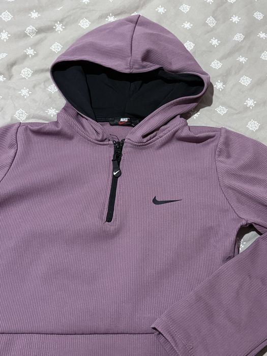 Екип на nike лилав