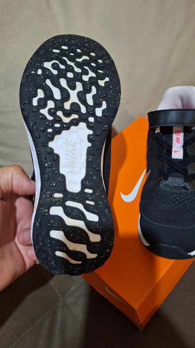 Маратонки за момиче  Nike