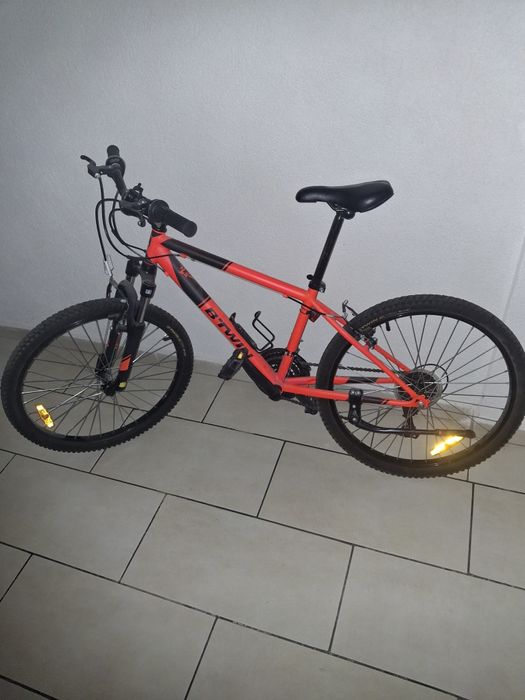 Vând bicicletă pentru copii B'Twin Rockrider ST 500