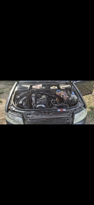 Dezmembrez Audi a4 b6 1,9 dizel AVX zabrani județul Arad