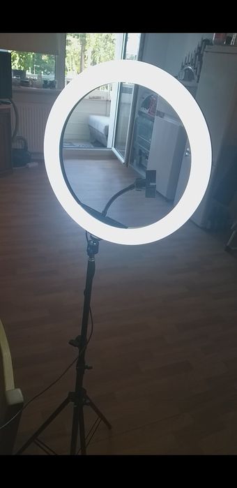 Vând lampa de lumini