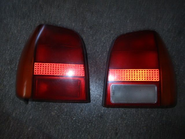 Tripla stop stanga dreapta VW POLO 1994-2000 Originala stare perfecta