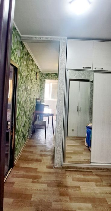 Чирчик 1в2-комнатная 47м.кв Кирпичный дом Нижний Комсомольский