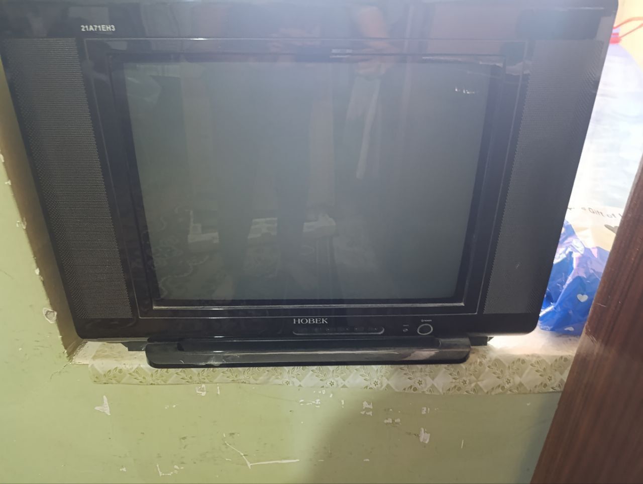 Novek televizor sotiladi