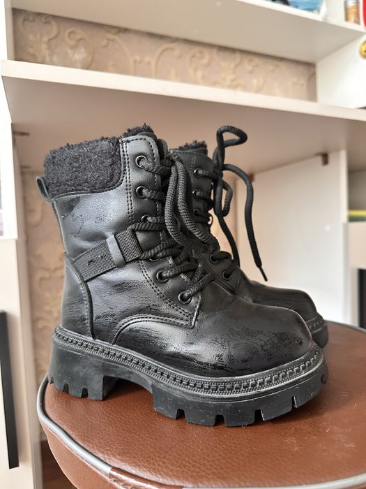 Продам детскую обувь!!!