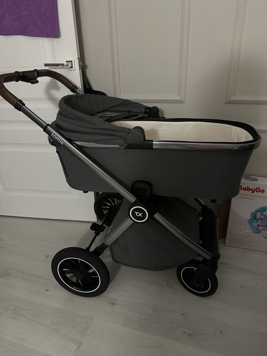 Продам коляску Tomix Adele 2в1