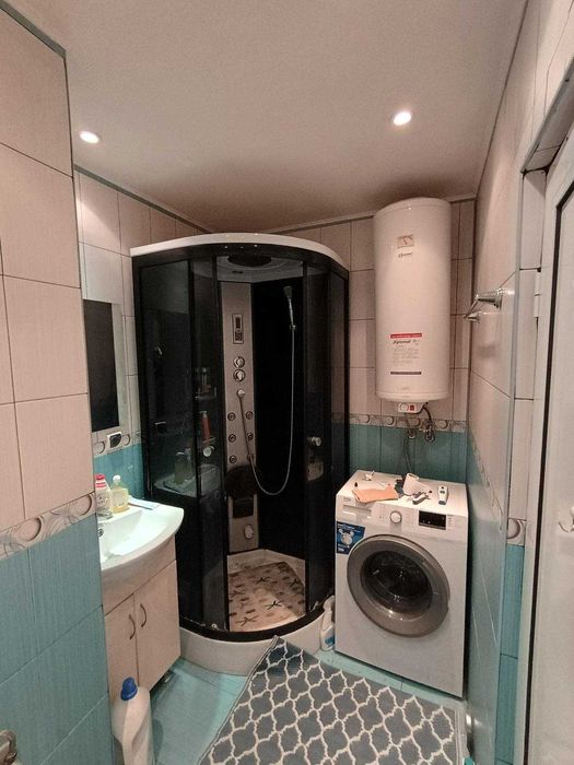 Тристаен апартамент в кв. Славейков, гр. Бургас