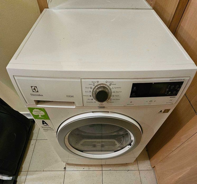 Сушелня с трмопомпа Electrolux EDH 3487RDW 8 kg