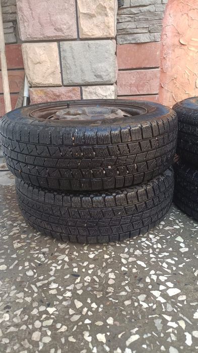 Срочно продам шины диски в комплекте