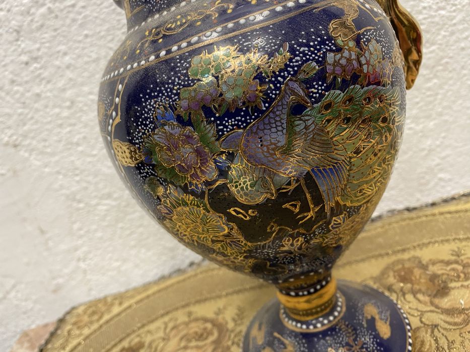 Китайска порцеланова кана изрисувана ръчно с 24 к златни бои