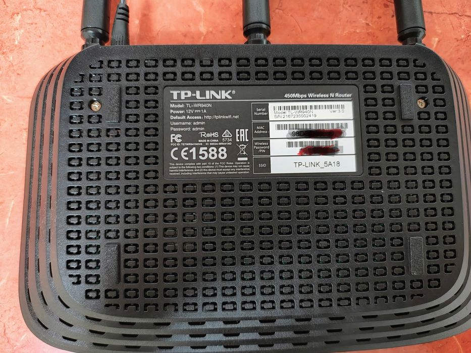 wifi range extender, extensie Acces point, 3 antene  TP link TL-WR9