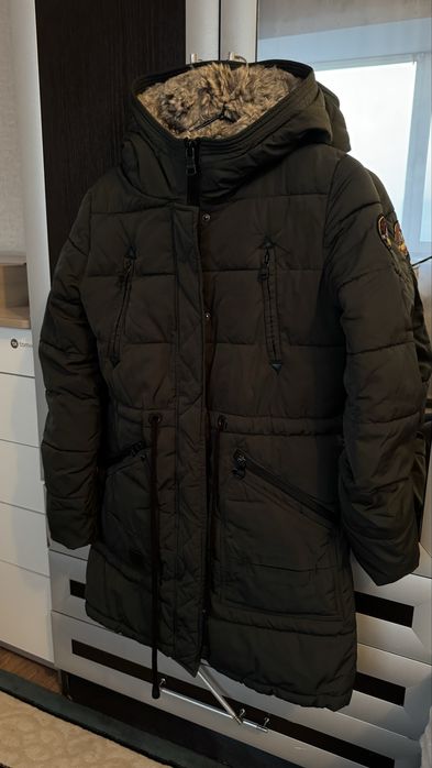 Куртки зима.