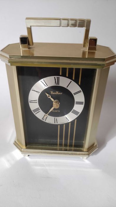 Hanhart германски настолен кварцов часовник