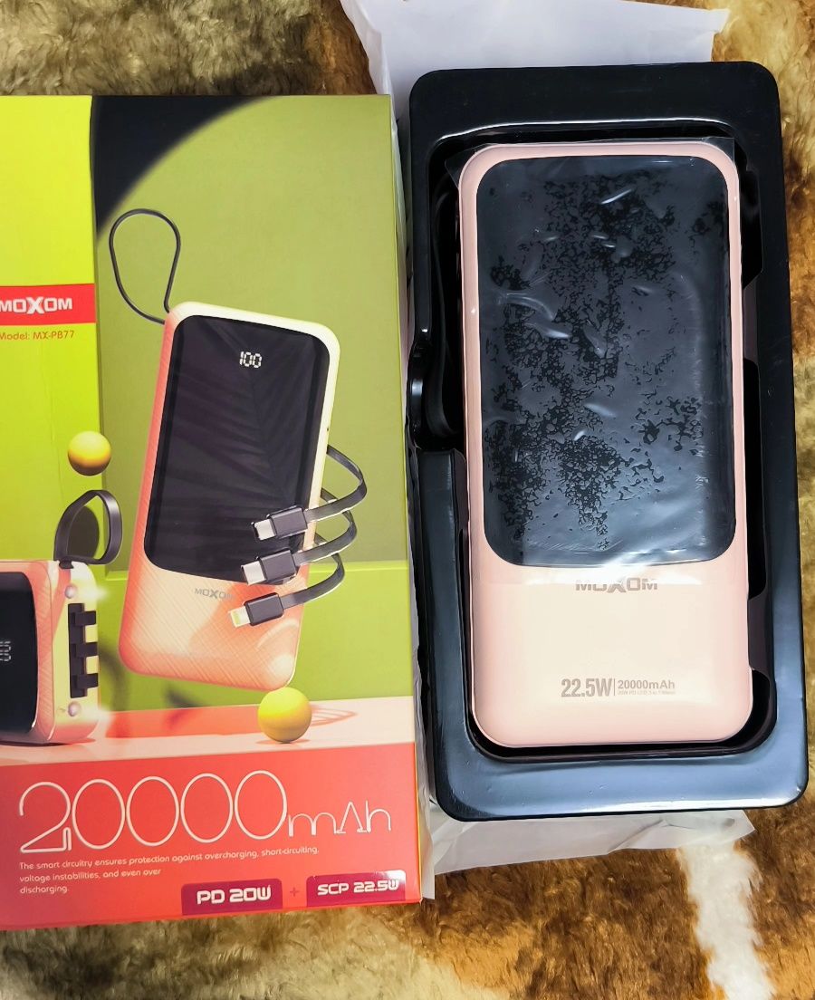 Power Bank Moxom, 20000 mAm. Новый.