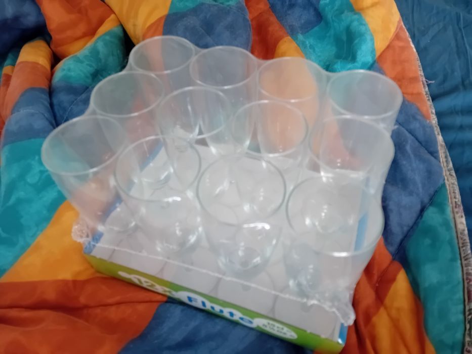 ₩ 12 pahare noi pentru șampanie 18.5 ml
