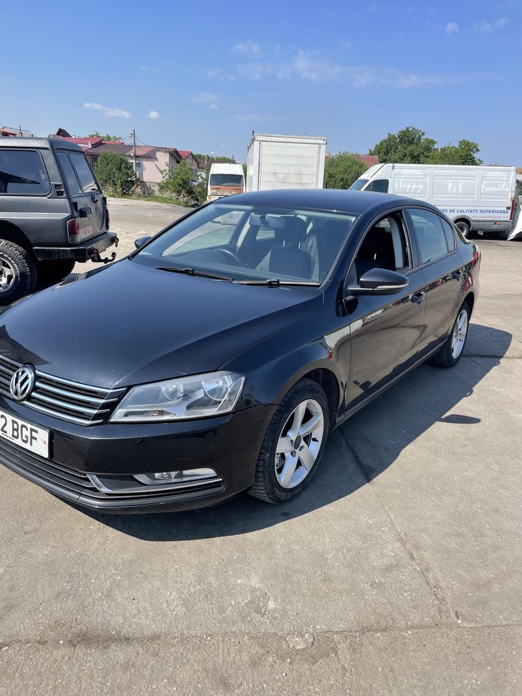 Dezmembrez vw passat b7