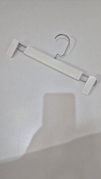 Вешалки для одежды