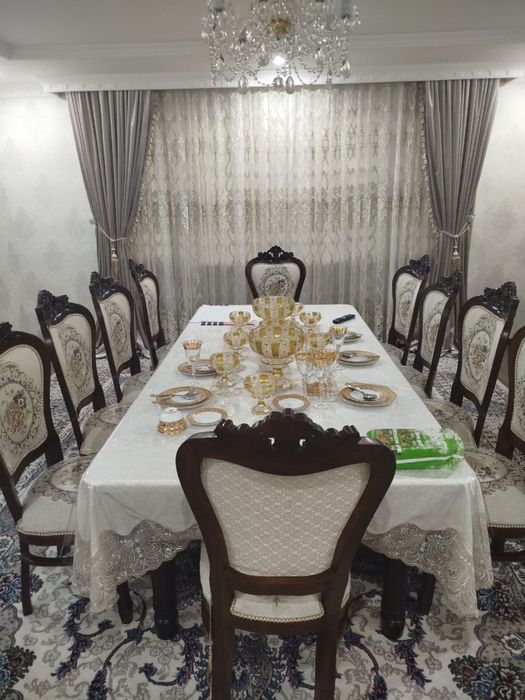 10 talik stol va stul jamlanmasi sotiladi!