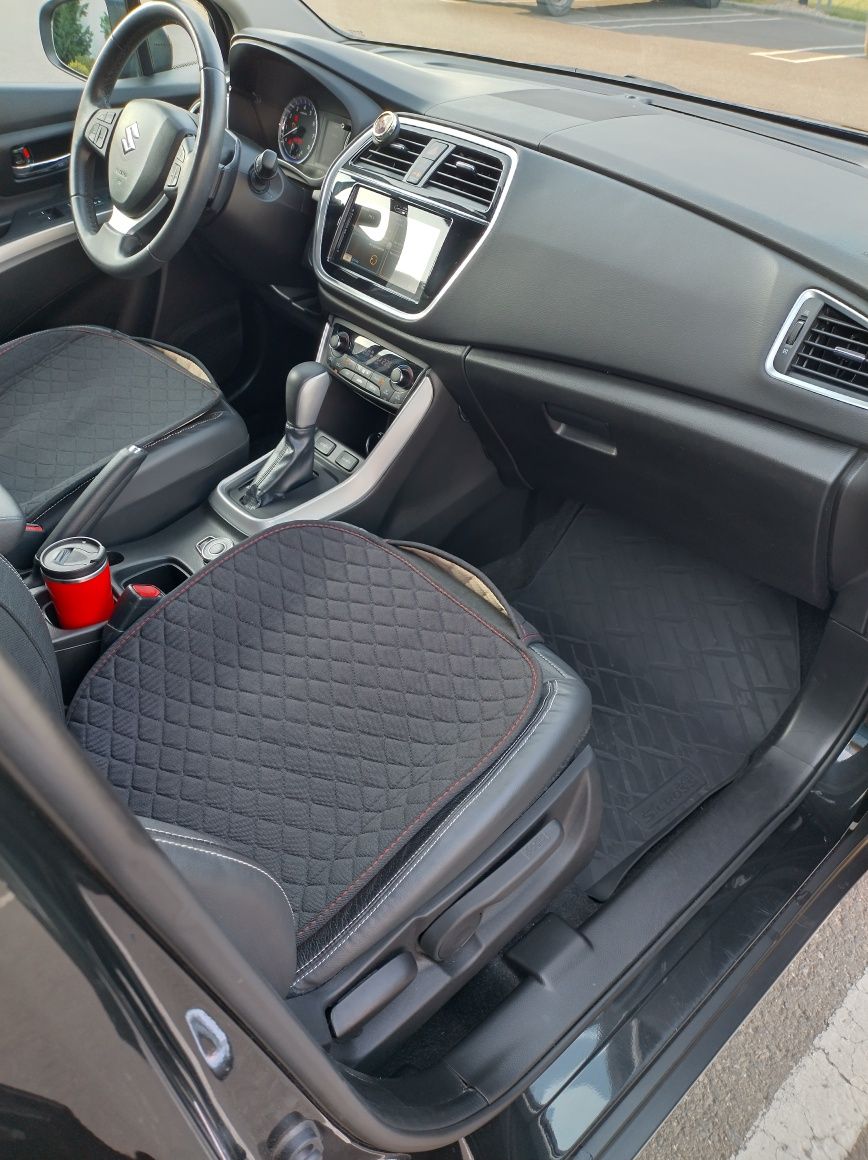 Suzuki SX4 S-Cross Luxus Full
