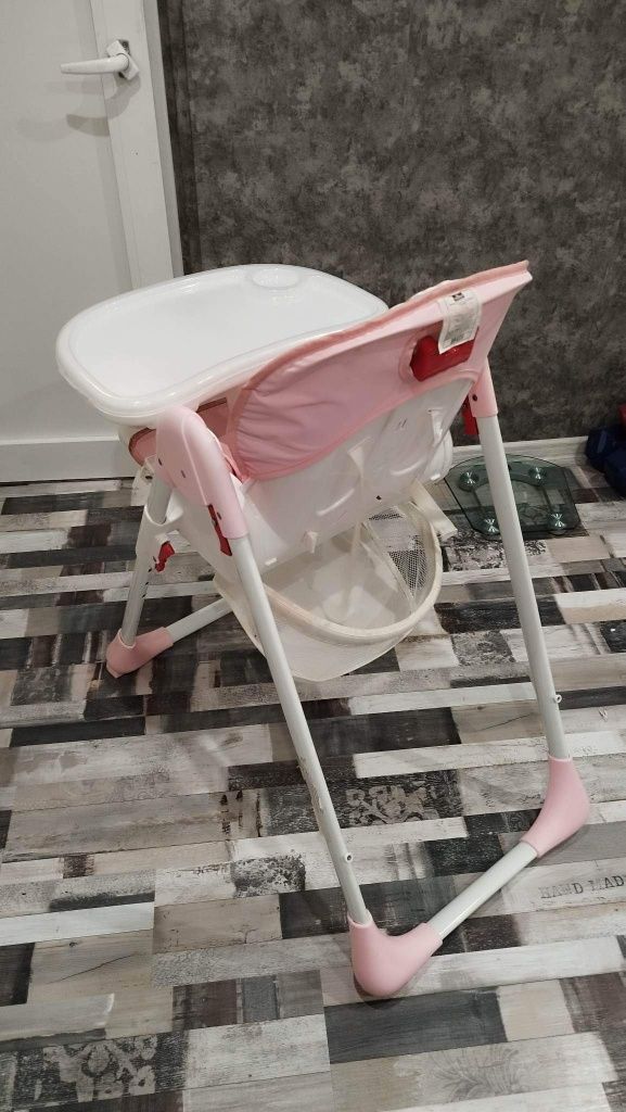 Столче за хранене на бебе Lorelli  Crispy