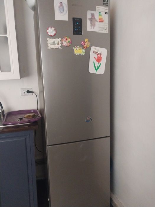 Продам холодильник