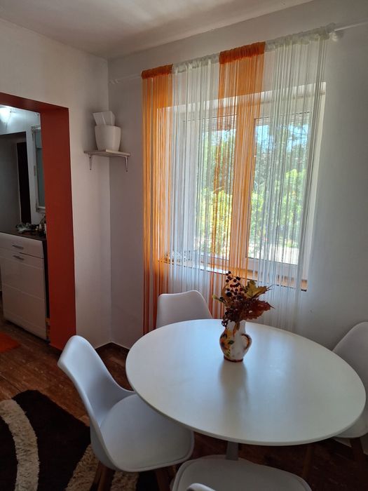 Casă modernă de vânzare la țară