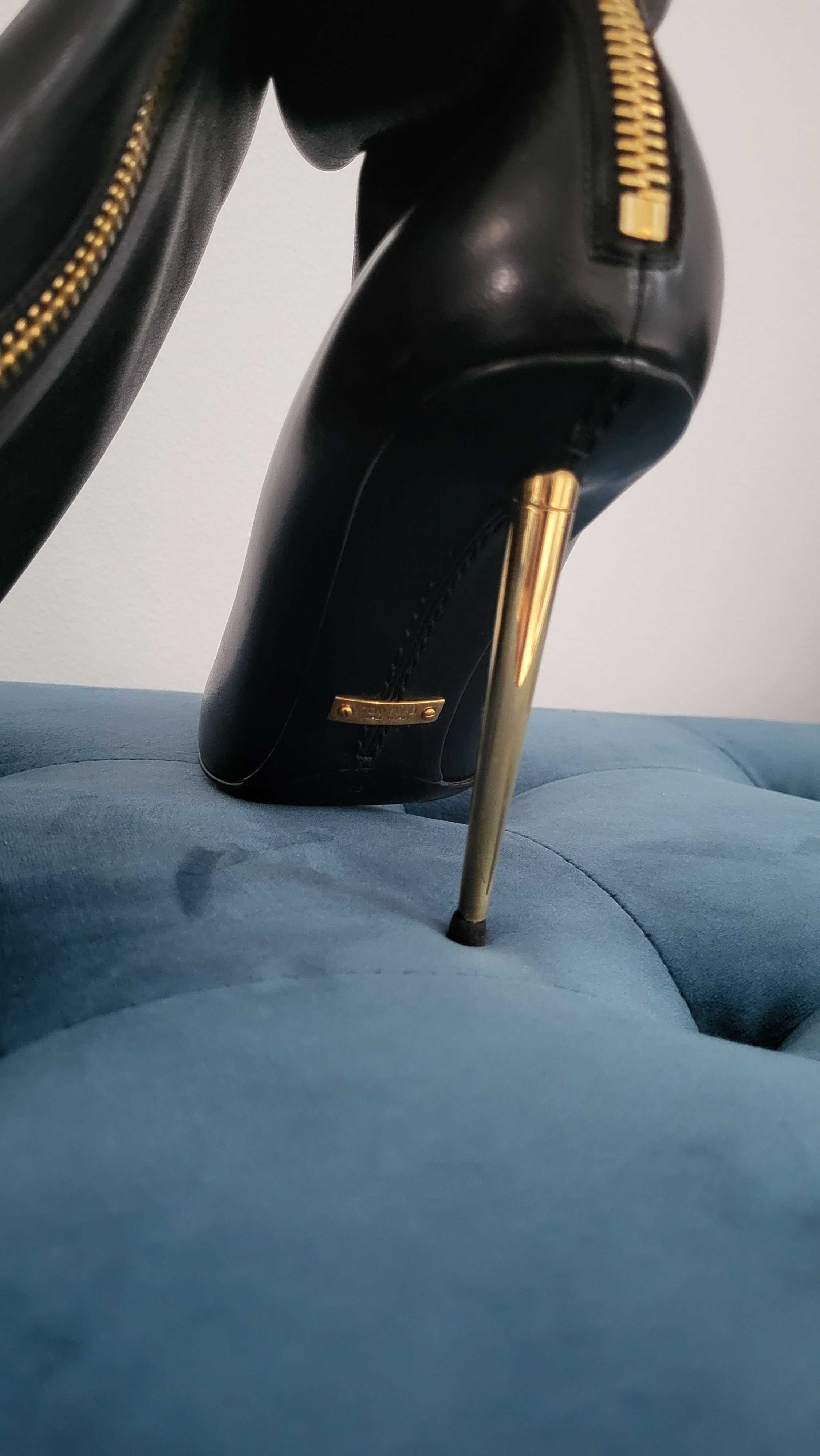 Cizme lungi peste genunchi Tom Ford