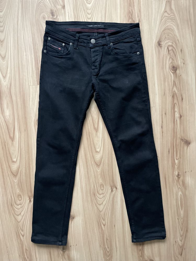 DIESEL / мъжки дънки W32