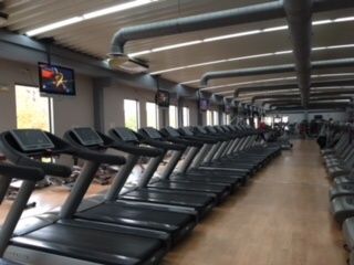 Depozit aparate fitness profesionale Technogym