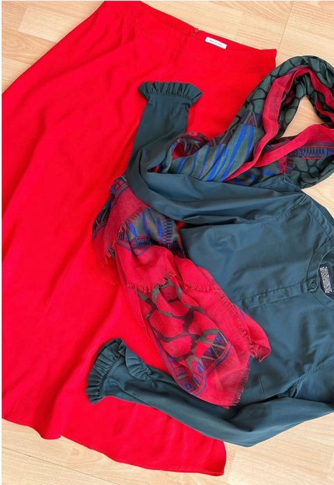 Разкошна дълга пола в червено Just in case & риза Mos Mosh