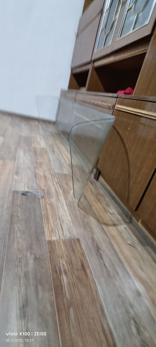 Продам лобовые стекла на ЗИЛ 130