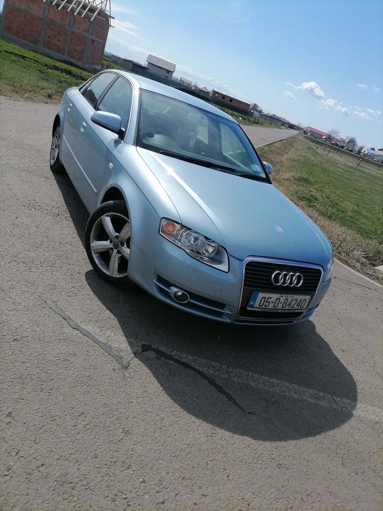 Dezmembrez Audi A4 B7 1.9 TDI BKE 116 CP