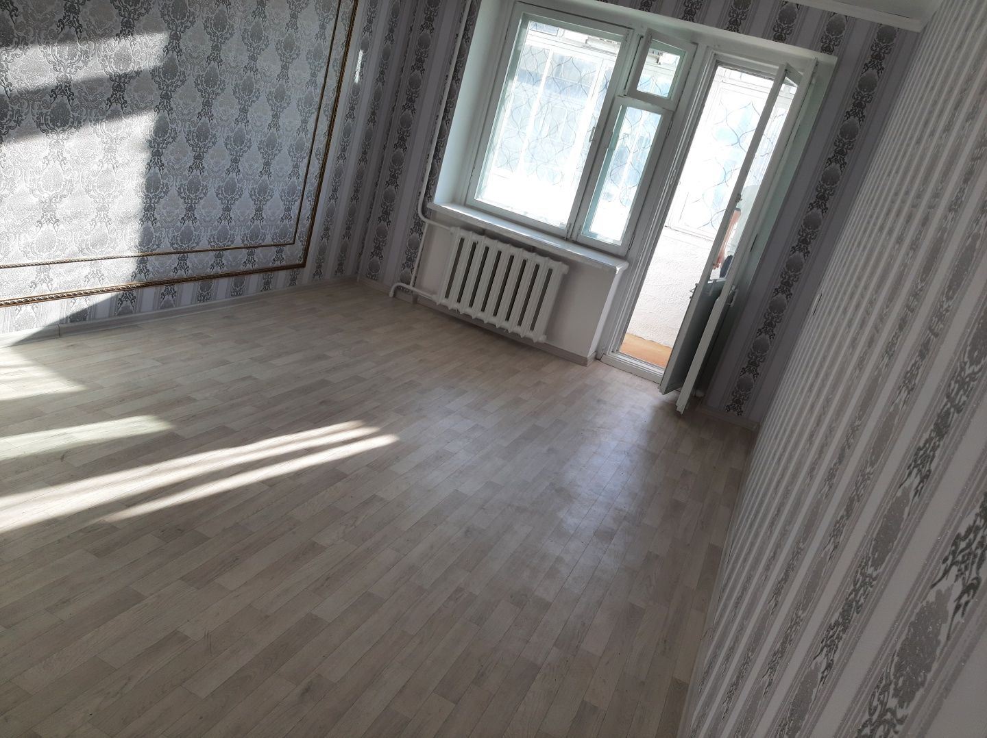 Продам квартиру 1 ком. Район Универсама