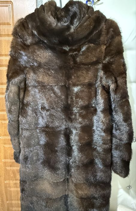 Продам норковую шубу