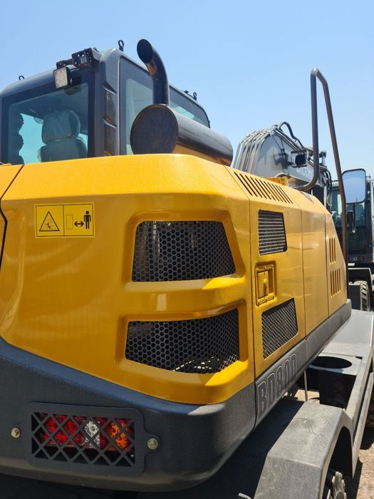 Экскаватор БАОДИНГ 0.3куб