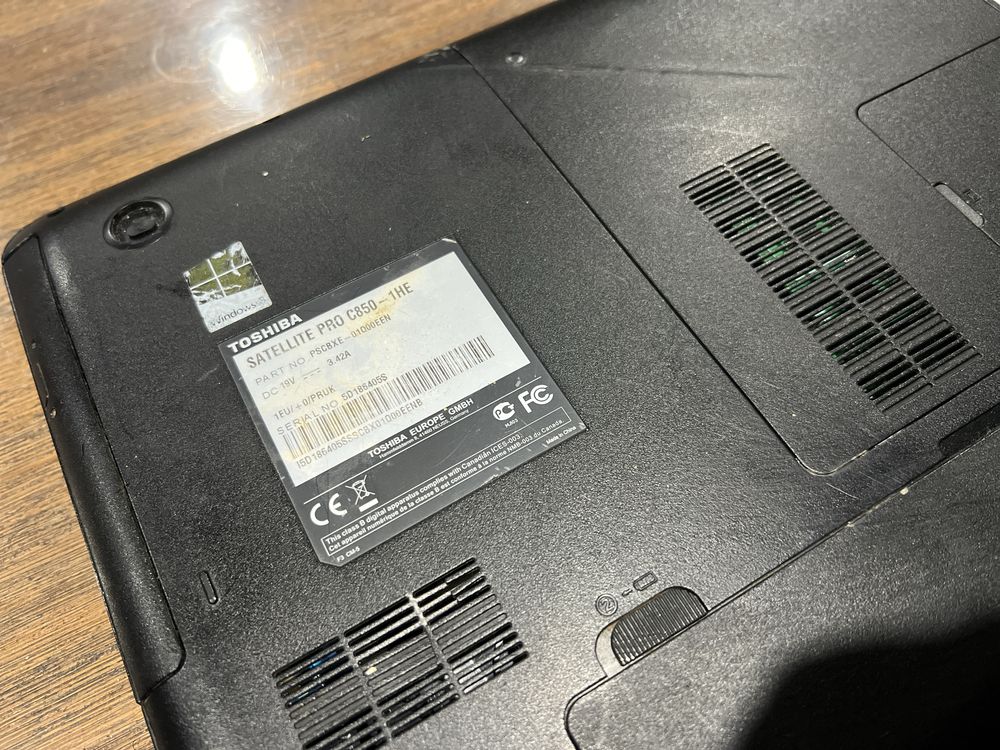 Laptop Toshiba Satellite Pro 8gb ram,dual-core