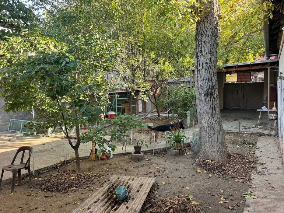 Участок 7,6 соток Паркентский EVOS дом на две семьи КС