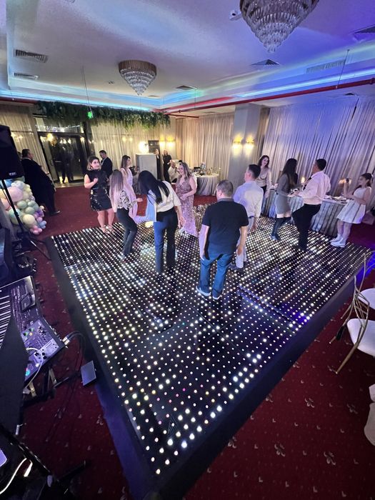 Ring de dans LED dedicat evenimentelor deosebite – DANCE FLOOR - WOW