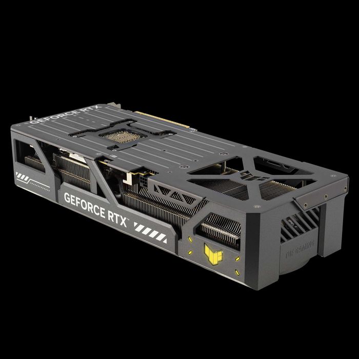 GeForce RTX 5090 ASUS TUF Gaming - чисто нова с гаранция 24 месеца!